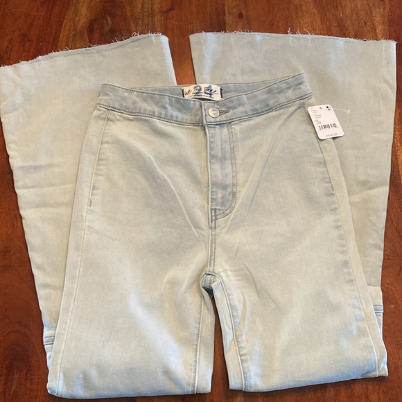 NWT Free People Just Float on Flair Jeans - Picture 7 of 13